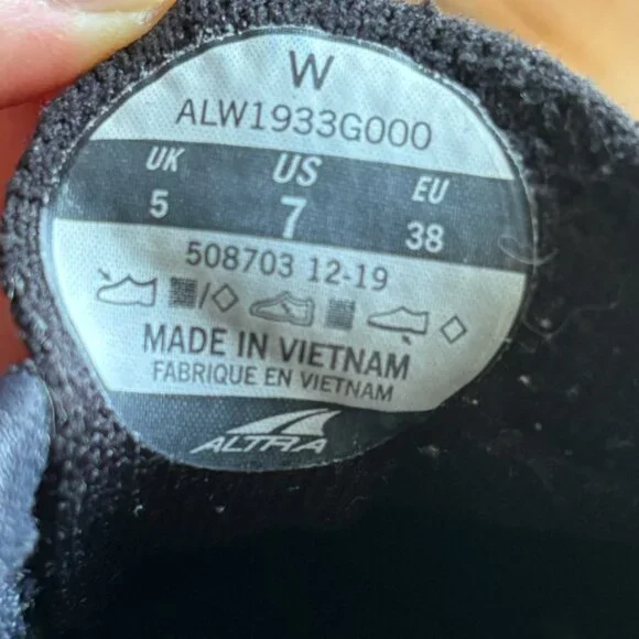 Altra Sneakers size 7/38 - Picture 4 of 4